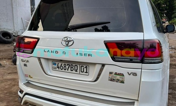 Acheter Neuf Voiture Toyota Land Cruiser Blanc à Kinshasa, Kinshasa Acheter Neuf Voiture Toyota Land Cruiser Blanc à Kinshasa, Kinshasa