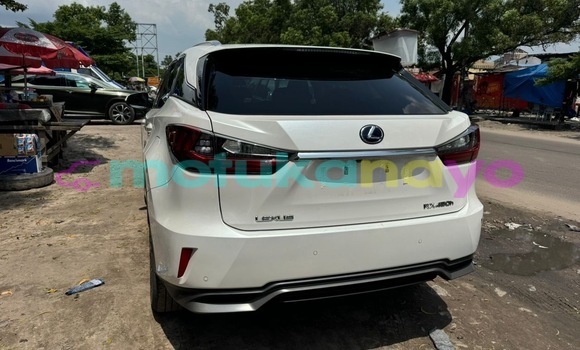 Acheter Occasion Voiture Lexus LX 450 Blanc à Kinshasa, Kinshasa Acheter Occasion Voiture Lexus LX 450 Blanc à Kinshasa, Kinshasa