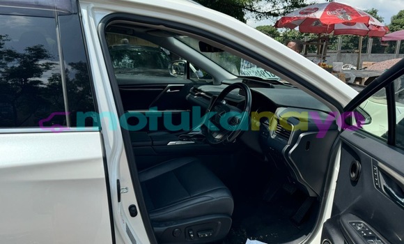 Acheter Occasion Voiture Lexus LX 450 Blanc à Kinshasa, Kinshasa Acheter Occasion Voiture Lexus LX 450 Blanc à Kinshasa, Kinshasa