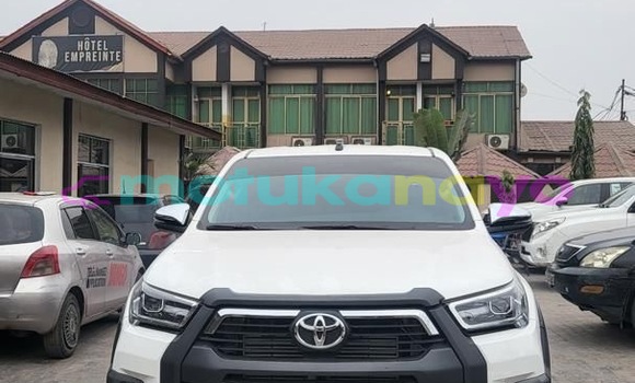 Acheter Occasion Voiture Toyota Hilux Gris à Kinshasa, Kinshasa Acheter Occasion Voiture Toyota Hilux Gris à Kinshasa, Kinshasa