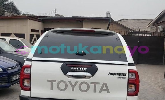 Acheter Occasion Voiture Toyota Hilux Gris à Kinshasa, Kinshasa Acheter Occasion Voiture Toyota Hilux Gris à Kinshasa, Kinshasa