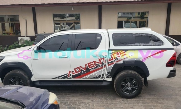 Acheter Occasion Voiture Toyota Hilux Gris à Kinshasa, Kinshasa Acheter Occasion Voiture Toyota Hilux Gris à Kinshasa, Kinshasa