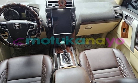 Acheter Occasion Voiture Toyota Prado Noir à Kinshasa, Kinshasa Acheter Occasion Voiture Toyota Prado Noir à Kinshasa, Kinshasa