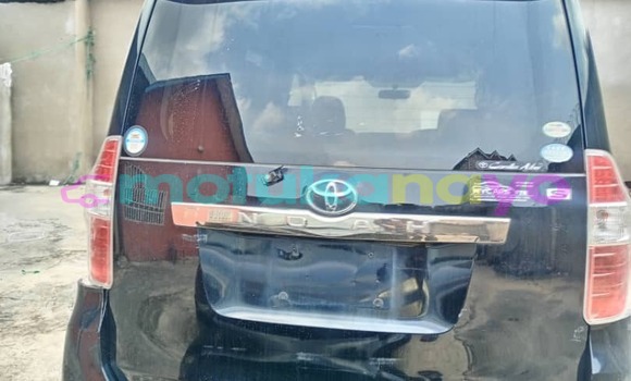 Buy Used Toyota Noah Black Car in Kinshasa in Kinshasa Buy Used Toyota Noah Black Car in Kinshasa in Kinshasa