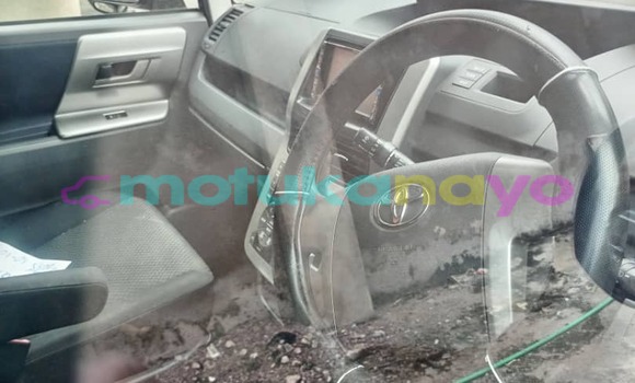 Buy Used Toyota Noah Black Car in Kinshasa in Kinshasa Buy Used Toyota Noah Black Car in Kinshasa in Kinshasa