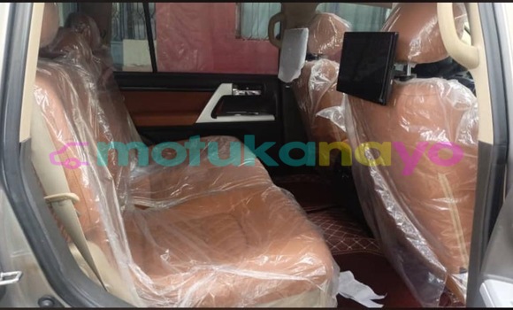 Acheter Occasion Voiture Toyota Land Cruiser Noir à Kinshasa, Kinshasa Acheter Occasion Voiture Toyota Land Cruiser Noir à Kinshasa, Kinshasa