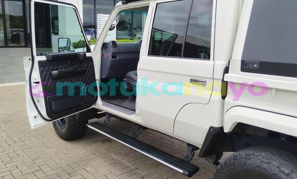 Buy Used Toyota Land Cruiser Other Car in Kinshasa in Kinshasa Buy Used Toyota Land Cruiser Other Car in Kinshasa in Kinshasa