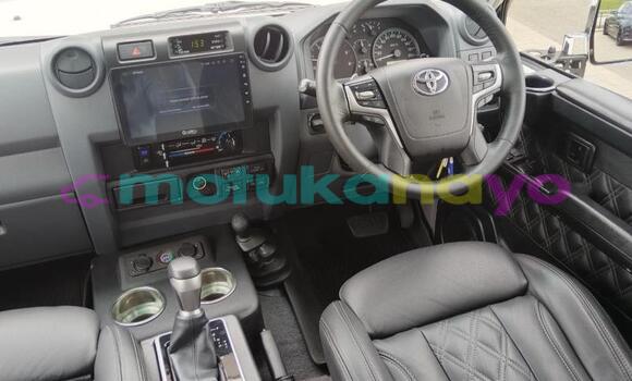 Buy Used Toyota Land Cruiser Other Car in Kinshasa in Kinshasa Buy Used Toyota Land Cruiser Other Car in Kinshasa in Kinshasa