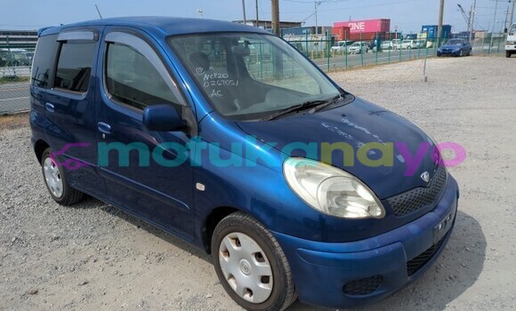 Buy Used Toyota FunCargo Blue Car in Kinshasa in Kinshasa Buy Used Toyota FunCargo Blue Car in Kinshasa in Kinshasa
