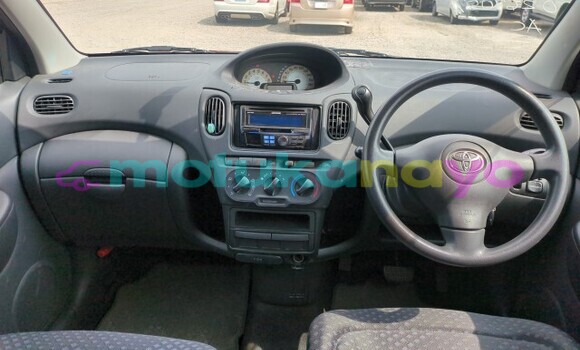 Buy Used Toyota FunCargo Blue Car in Kinshasa in Kinshasa Buy Used Toyota FunCargo Blue Car in Kinshasa in Kinshasa