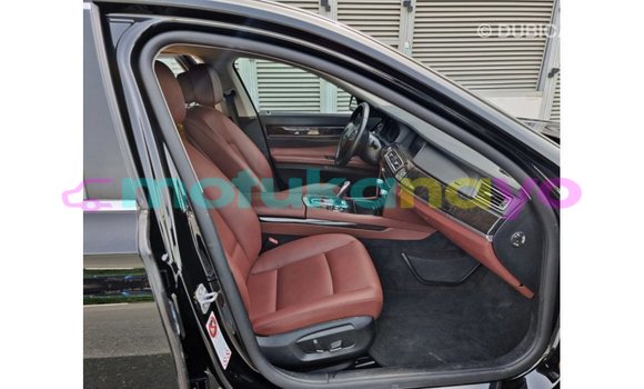 Buy Import BMW C Black Bike in Import - Dubai in Bandundu Buy Import BMW C Black Bike in Import - Dubai in Bandundu