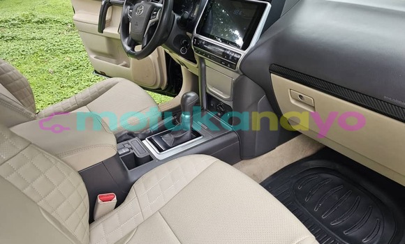 Acheter Neuf Voiture Toyota Prado Noir à Kinshasa, Kinshasa Acheter Neuf Voiture Toyota Prado Noir à Kinshasa, Kinshasa