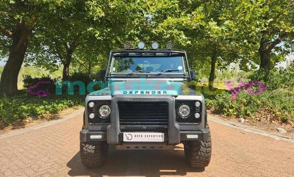Buy Used Land Rover Defender Silver Car in Kinshasa in Kinshasa Buy Used Land Rover Defender Silver Car in Kinshasa in Kinshasa