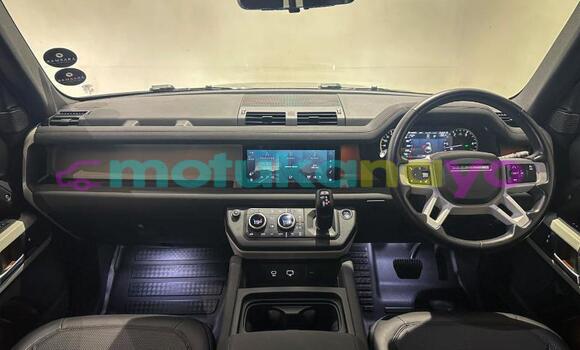 Buy Used Land Rover Defender Silver Car in Kinshasa in Kinshasa Buy Used Land Rover Defender Silver Car in Kinshasa in Kinshasa