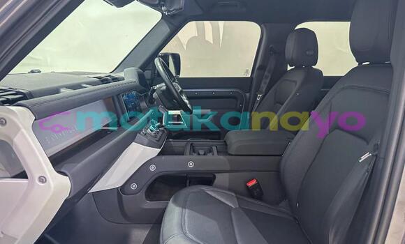 Buy Used Land Rover Defender Silver Car in Kinshasa in Kinshasa Buy Used Land Rover Defender Silver Car in Kinshasa in Kinshasa