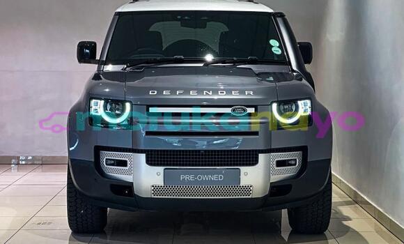 Buy Used Land Rover Defender Silver Car in Kinshasa in Kinshasa Buy Used Land Rover Defender Silver Car in Kinshasa in Kinshasa