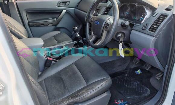Buy Used Ford Ranger White Car in Kinshasa in Kinshasa Buy Used Ford Ranger White Car in Kinshasa in Kinshasa