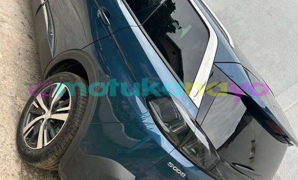 Buy Used Peugeot 5008 Green Car in Kinshasa in Kinshasa Buy Used Peugeot 5008 Green Car in Kinshasa in Kinshasa