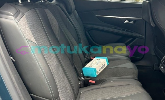 Buy Used Peugeot 5008 Green Car in Kinshasa in Kinshasa Buy Used Peugeot 5008 Green Car in Kinshasa in Kinshasa