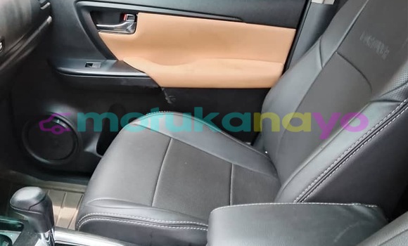 Acheter Occasion Voiture Toyota Fortuner Blanc à Kinshasa, Kinshasa Acheter Occasion Voiture Toyota Fortuner Blanc à Kinshasa, Kinshasa