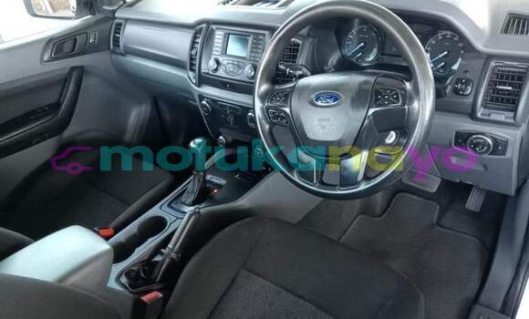 Buy Used Ford Ranger White Car in Kinshasa in Kinshasa Buy Used Ford Ranger White Car in Kinshasa in Kinshasa
