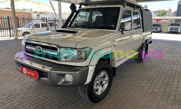 Buy Used Toyota Land Cruiser Other Car in Goma in Nord-Kivu Buy Used Toyota Land Cruiser Other Car in Goma in Nord-Kivu