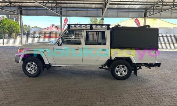 Buy Used Toyota Land Cruiser Other Car in Goma in Nord-Kivu Buy Used Toyota Land Cruiser Other Car in Goma in Nord-Kivu