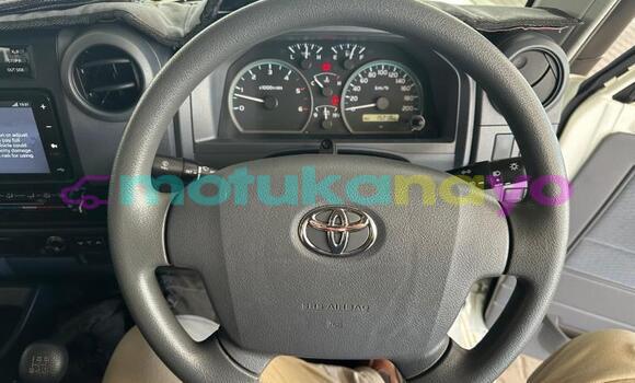 Buy Used Toyota Land Cruiser Other Car in Goma in Nord-Kivu Buy Used Toyota Land Cruiser Other Car in Goma in Nord-Kivu