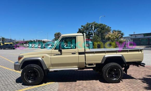 Buy Used Toyota Land Cruiser Other Car in Goma in Nord-Kivu Buy Used Toyota Land Cruiser Other Car in Goma in Nord-Kivu