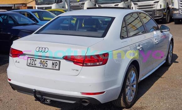 Buy Used Audi A4 White Car in Kinshasa in Kinshasa Buy Used Audi A4 White Car in Kinshasa in Kinshasa
