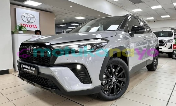 Buy Used Toyota Corolla Silver Car in Kinshasa in Kinshasa Buy Used Toyota Corolla Silver Car in Kinshasa in Kinshasa