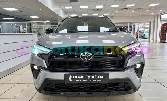 Buy Used Toyota Corolla Silver Car in Kinshasa in Kinshasa Buy Used Toyota Corolla Silver Car in Kinshasa in Kinshasa