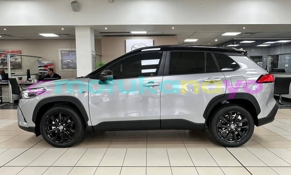 Buy Used Toyota Corolla Silver Car in Kinshasa in Kinshasa Buy Used Toyota Corolla Silver Car in Kinshasa in Kinshasa