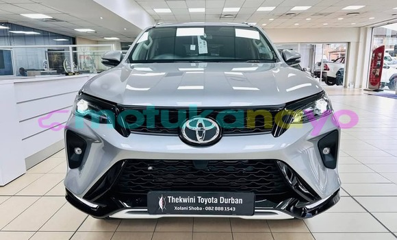 Buy Used Toyota Fortuner Silver Car in Goma in Nord-Kivu Buy Used Toyota Fortuner Silver Car in Goma in Nord-Kivu