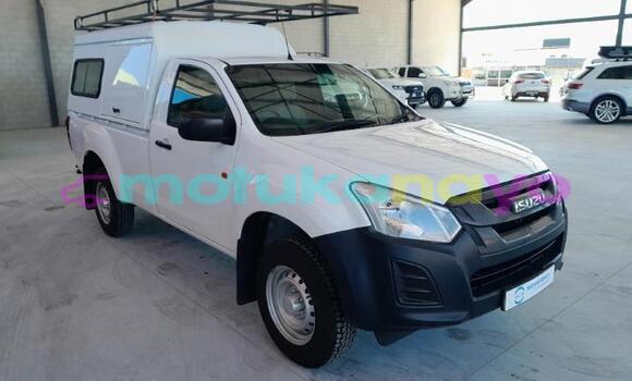 Buy Used Isuzu KB White Car in Kinshasa in Kinshasa Buy Used Isuzu KB White Car in Kinshasa in Kinshasa