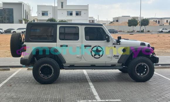 Buy Used Jeep Wrangler White Car in Kinshasa in Kinshasa Buy Used Jeep Wrangler White Car in Kinshasa in Kinshasa