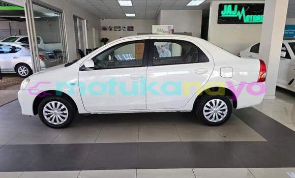 Buy Used Toyota Etios White Car in Kinshasa in Kinshasa Buy Used Toyota Etios White Car in Kinshasa in Kinshasa