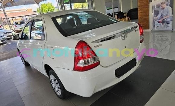 Buy Used Toyota Etios White Car in Kinshasa in Kinshasa Buy Used Toyota Etios White Car in Kinshasa in Kinshasa