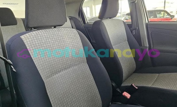 Buy Used Toyota Etios White Car in Kinshasa in Kinshasa Buy Used Toyota Etios White Car in Kinshasa in Kinshasa