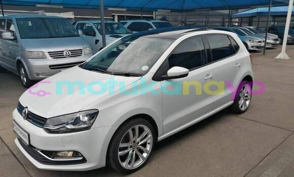 Buy Used Volkswagen Polo White Car in Kinshasa in Kinshasa Buy Used Volkswagen Polo White Car in Kinshasa in Kinshasa