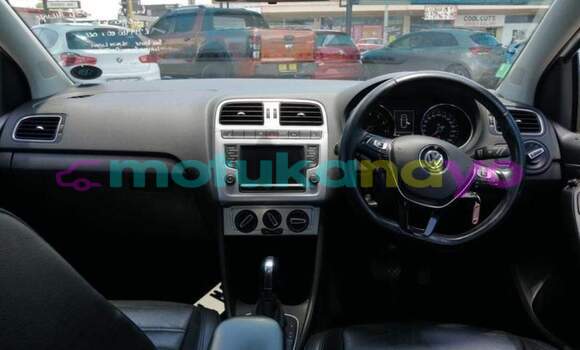 Buy Used Volkswagen Polo White Car in Kinshasa in Kinshasa Buy Used Volkswagen Polo White Car in Kinshasa in Kinshasa