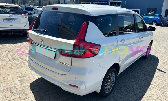 Buy Used Suzuki Ertiga White Car in Kinshasa in Kinshasa Buy Used Suzuki Ertiga White Car in Kinshasa in Kinshasa