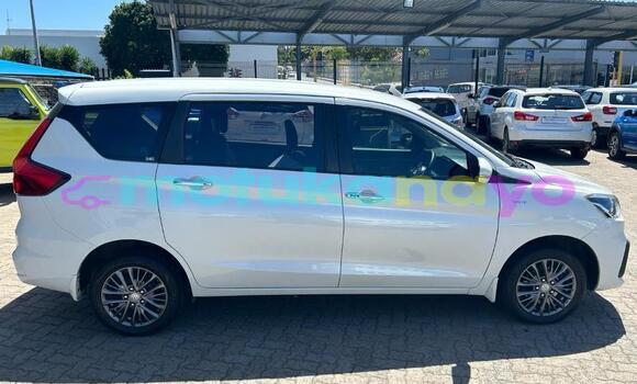 Buy Used Suzuki Ertiga White Car in Kinshasa in Kinshasa Buy Used Suzuki Ertiga White Car in Kinshasa in Kinshasa