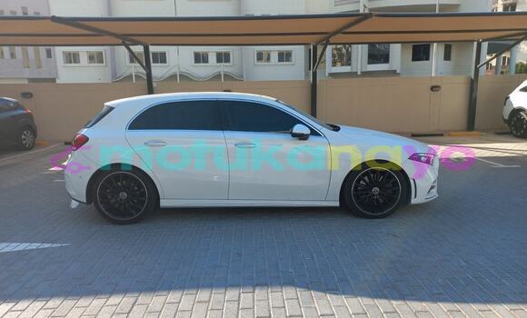 Buy Used Mercedes-Benz 190 SL White Car in Kinshasa in Kinshasa Buy Used Mercedes-Benz 190 SL White Car in Kinshasa in Kinshasa