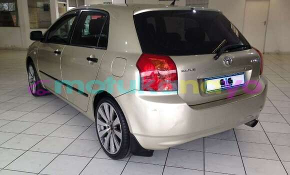 Buy Used Toyota Runx Brown Car in Kinshasa in Kinshasa Buy Used Toyota Runx Brown Car in Kinshasa in Kinshasa