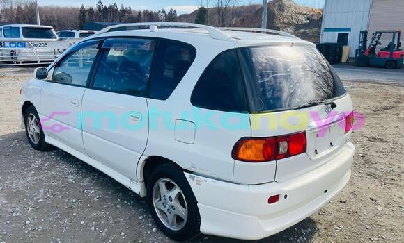 Buy Used Toyota Ipsum White Car in Kinshasa in Kinshasa Buy Used Toyota Ipsum White Car in Kinshasa in Kinshasa