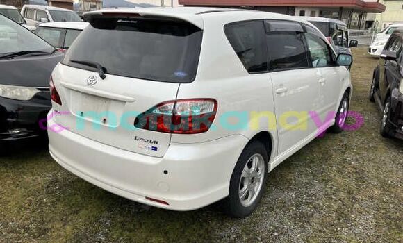 Buy Used Toyota Ipsum White Car in Kinshasa in Kinshasa Buy Used Toyota Ipsum White Car in Kinshasa in Kinshasa