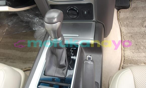 Buy Used Toyota Land Cruiser Prado White Car in Kinshasa in Kinshasa Buy Used Toyota Land Cruiser Prado White Car in Kinshasa in Kinshasa