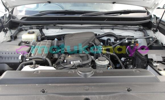 Buy Used Toyota Land Cruiser Prado White Car in Kinshasa in Kinshasa Buy Used Toyota Land Cruiser Prado White Car in Kinshasa in Kinshasa