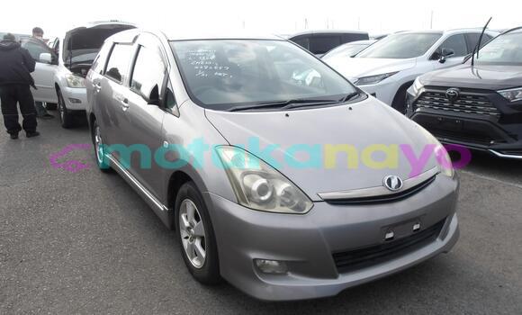 Buy Used Toyota Wish Silver Car in Kinshasa in Kinshasa Buy Used Toyota Wish Silver Car in Kinshasa in Kinshasa